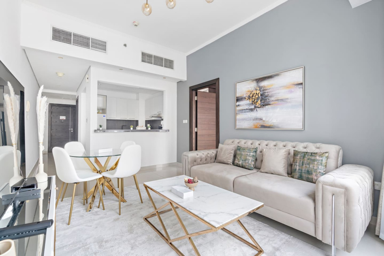 Short-Term Rentals in Dubai: Real Challenges and Where the Opportunities Actually Are